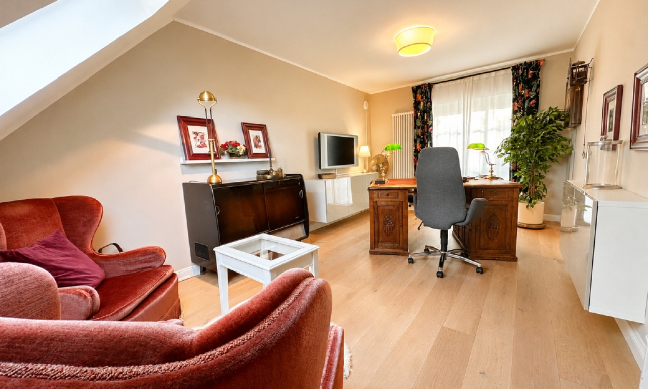 7611 Büro